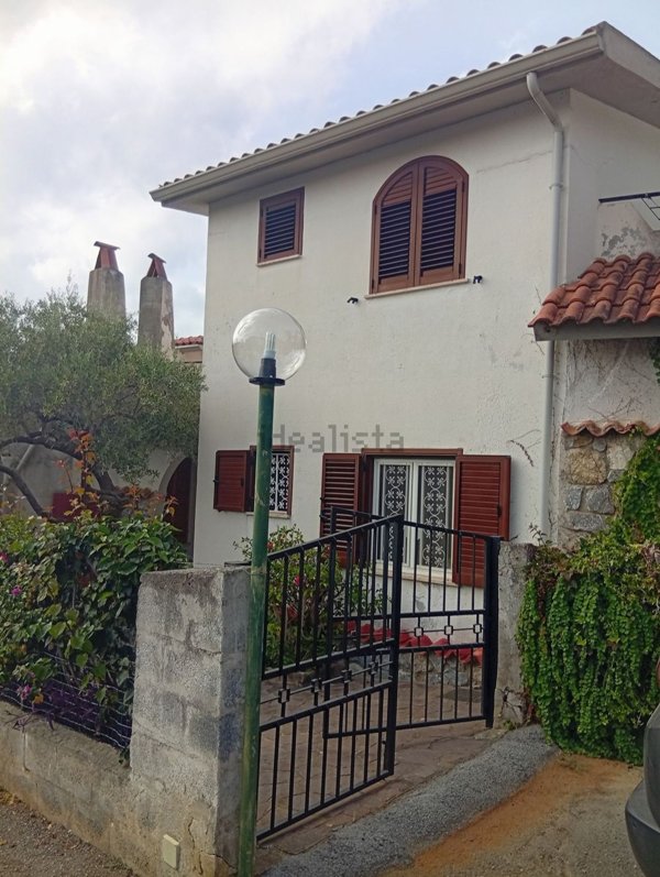 casa indipendente in vendita a Diamante