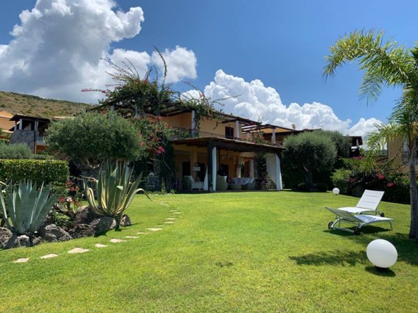 casa indipendente in vendita a Diamante