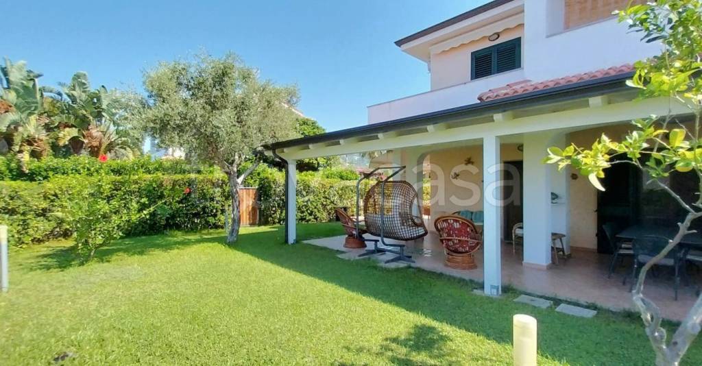casa indipendente in vendita a Diamante