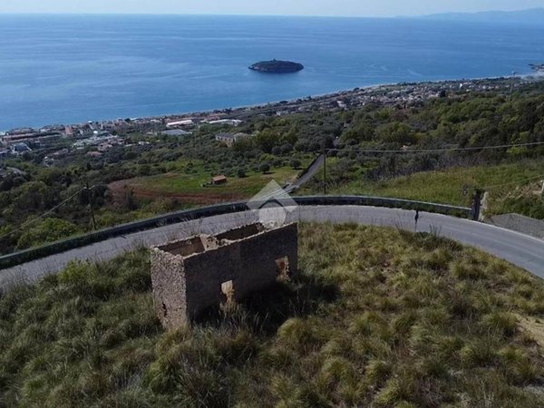 casa indipendente in vendita a Diamante