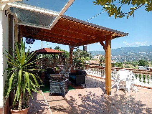 casa indipendente in vendita a Dipignano in zona Laurignano