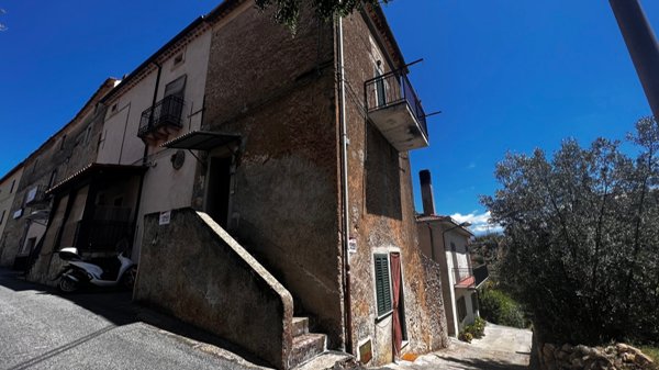 casa indipendente in vendita a Dipignano
