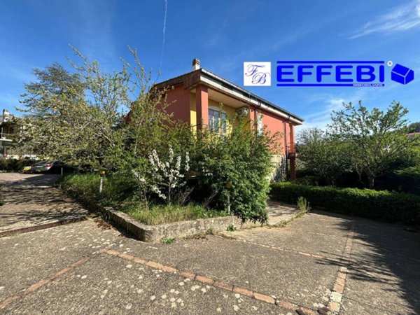 casa indipendente in vendita a Dipignano