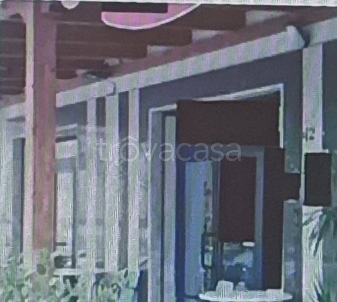 negozio in vendita a Dipignano in zona Laurignano