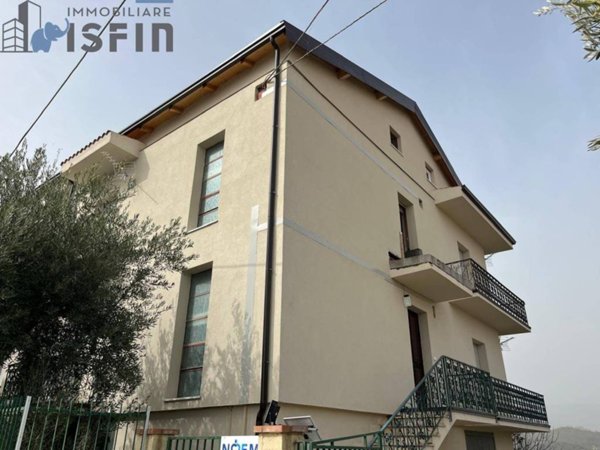 appartamento in vendita a Dipignano in zona Laurignano