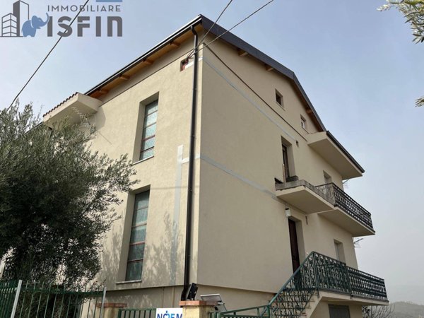 appartamento in vendita a Dipignano in zona Laurignano