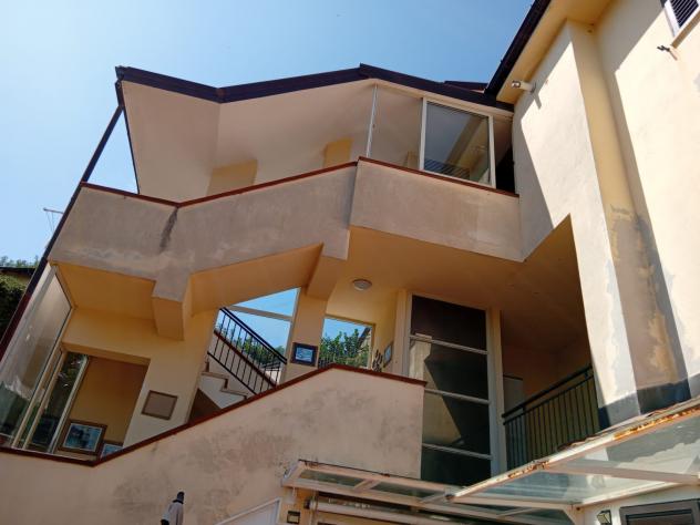 casa indipendente in vendita a Dipignano in zona Laurignano
