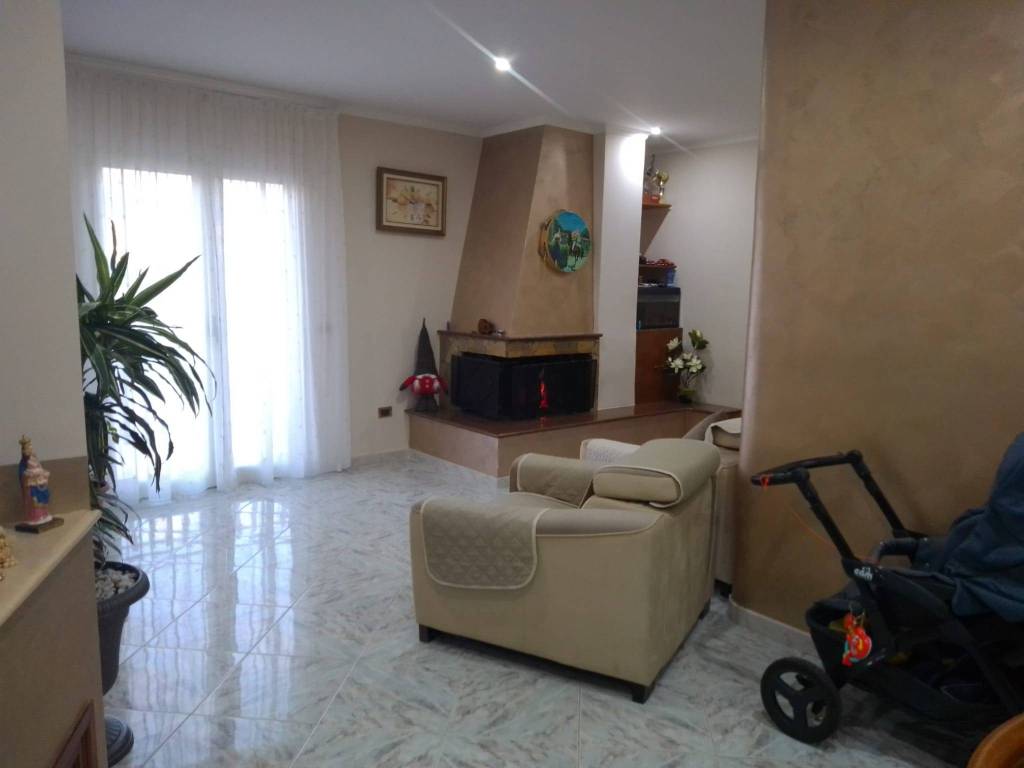 appartamento in vendita a Dipignano in zona Laurignano