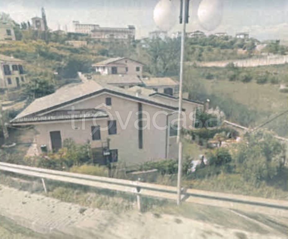 casa indipendente in vendita a Dipignano in zona Laurignano