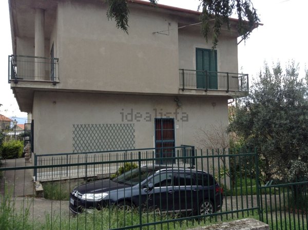 casa indipendente in vendita a Dipignano