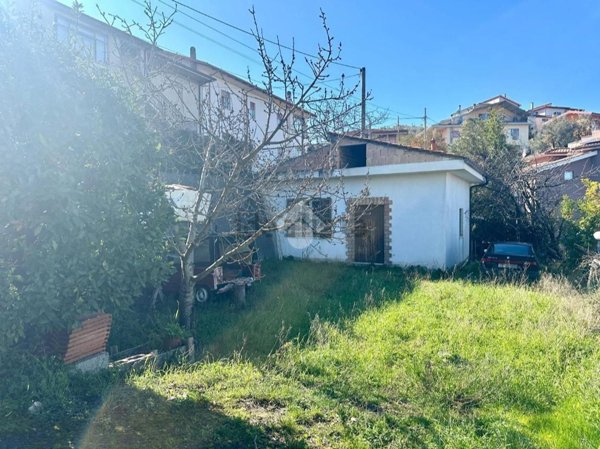 appartamento in vendita a Dipignano in zona Laurignano