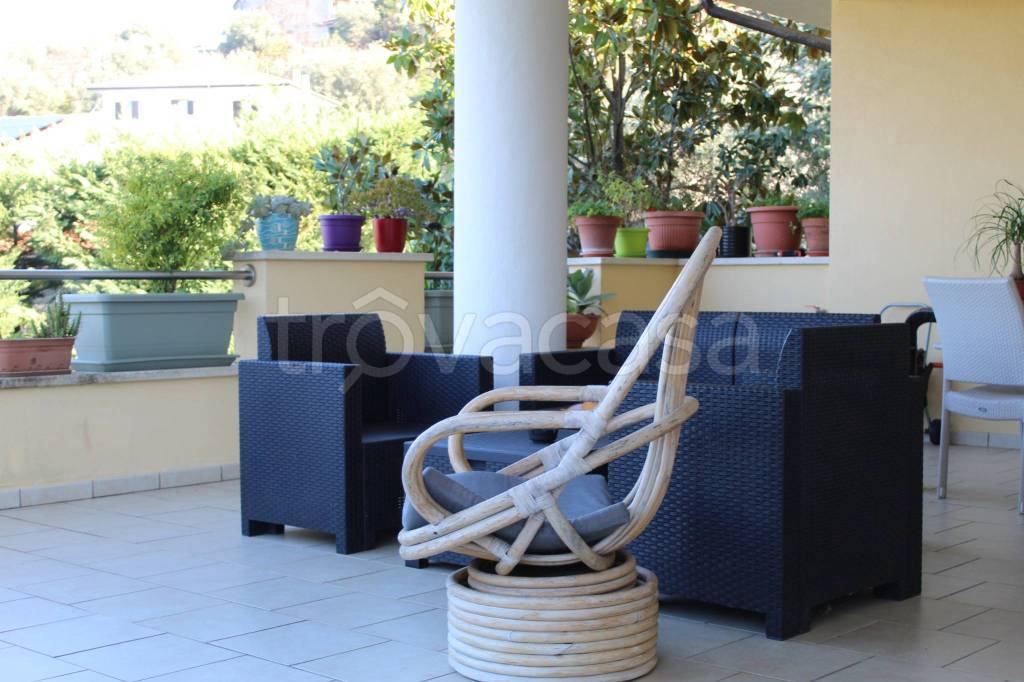 villa in vendita a Dipignano in zona Laurignano