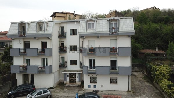 appartamento in vendita a Dipignano in zona Laurignano
