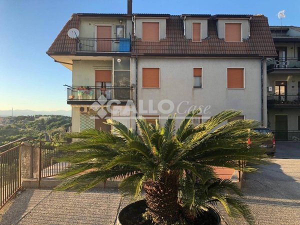 appartamento in vendita a Dipignano in zona Laurignano