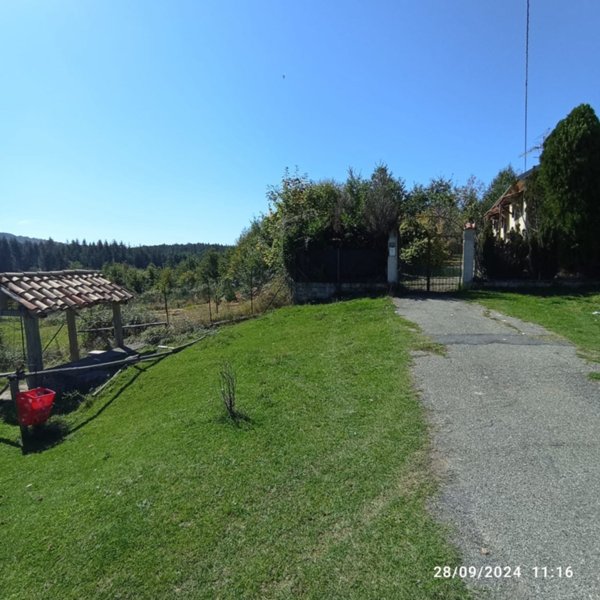 casa indipendente in vendita a Domanico