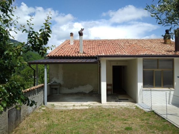 appartamento in vendita a Fagnano Castello