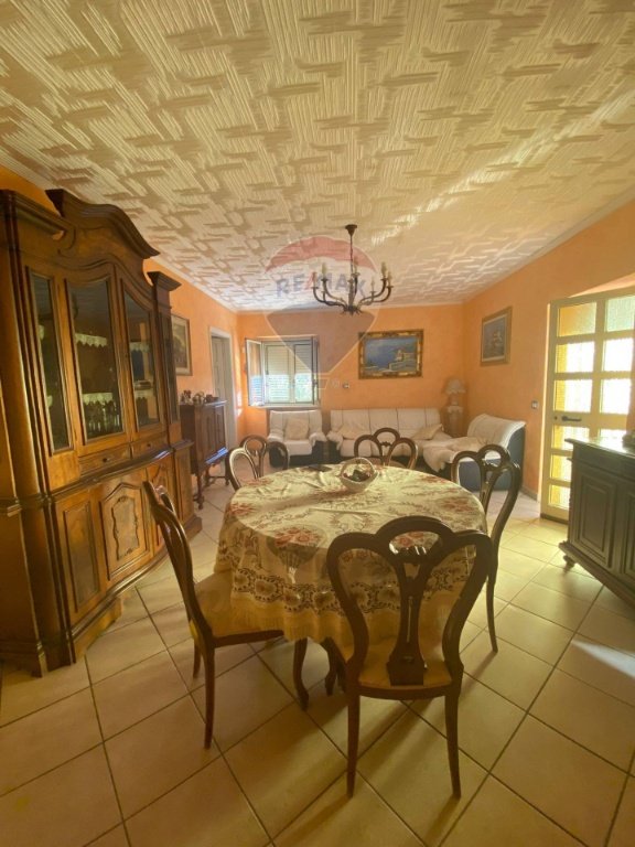 casa indipendente in vendita a Fagnano Castello