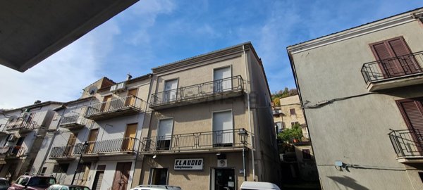 casa indipendente in vendita a Fagnano Castello