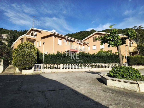 appartamento in vendita a Falconara Albanese