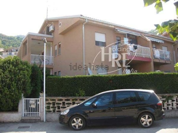 appartamento in vendita a Falconara Albanese