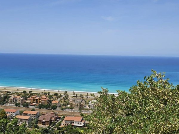 terreno agricolo in vendita a Falconara Albanese