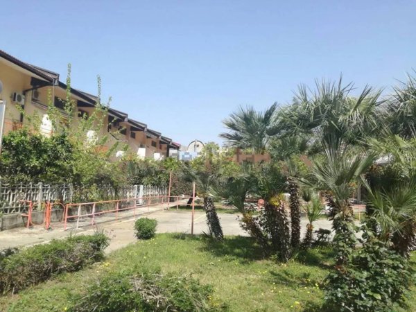 appartamento in vendita a Falconara Albanese