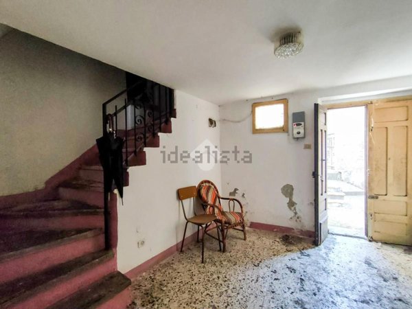 appartamento in vendita a Falconara Albanese