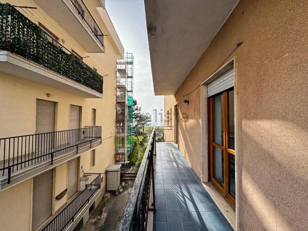 appartamento in vendita a Falconara Albanese