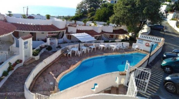 casa indipendente in vendita a Falconara Albanese