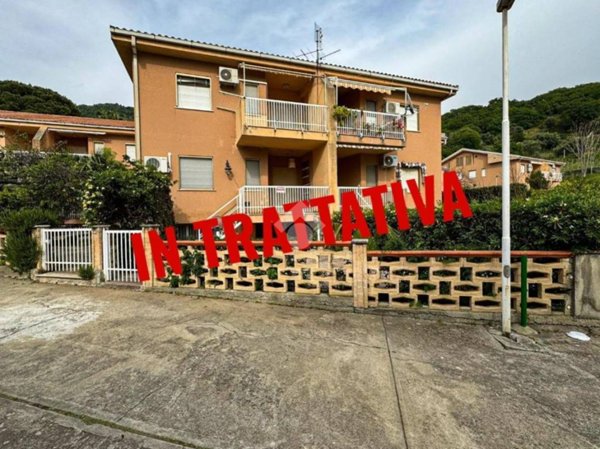 appartamento in vendita a Falconara Albanese