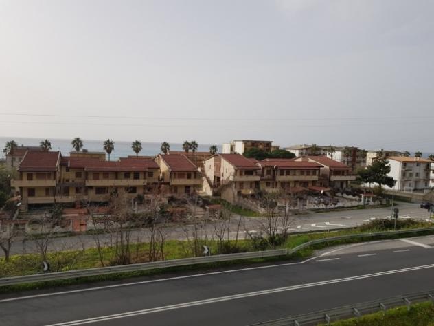 appartamento in vendita a Falconara Albanese