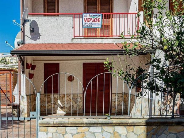 appartamento in vendita a Falconara Albanese