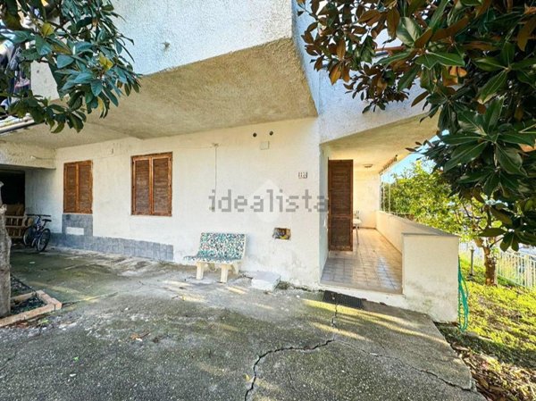 appartamento in vendita a Falconara Albanese