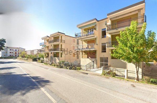 appartamento in vendita a Falconara Albanese