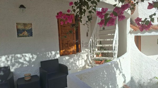 appartamento in vendita a Falconara Albanese