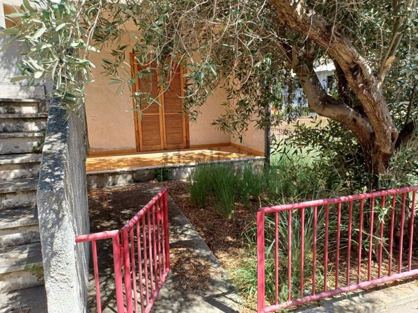 appartamento in vendita a Falconara Albanese