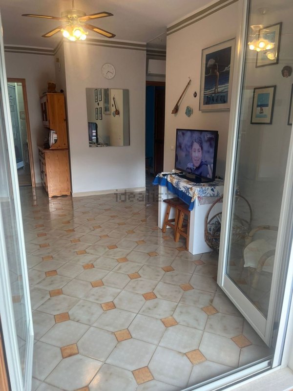 appartamento in vendita a Falconara Albanese