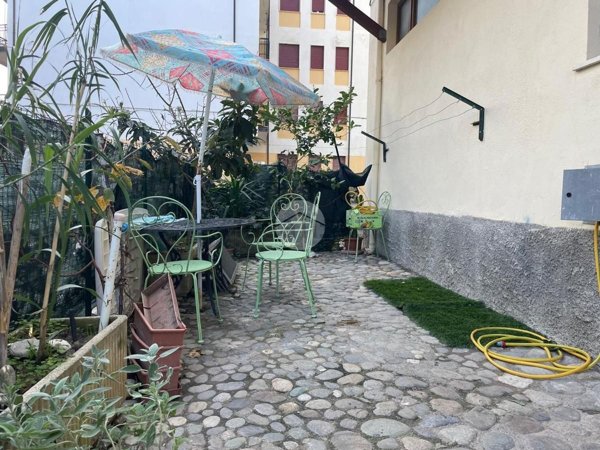 appartamento in vendita a Falconara Albanese