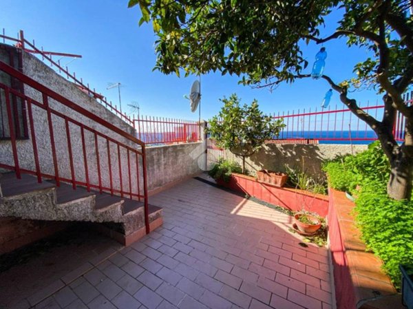 appartamento in vendita a Falconara Albanese