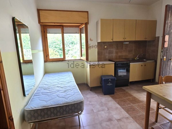 appartamento in vendita a Falconara Albanese