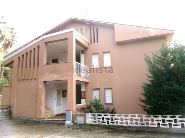 appartamento in vendita a Falconara Albanese