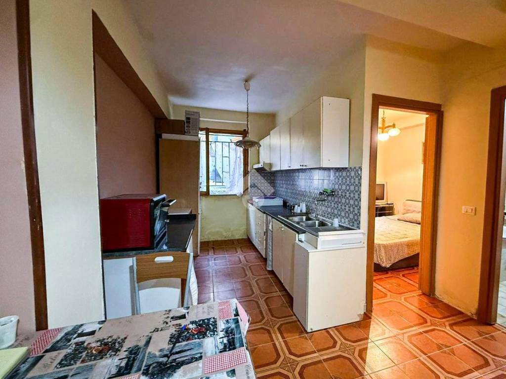 appartamento in vendita a Falconara Albanese