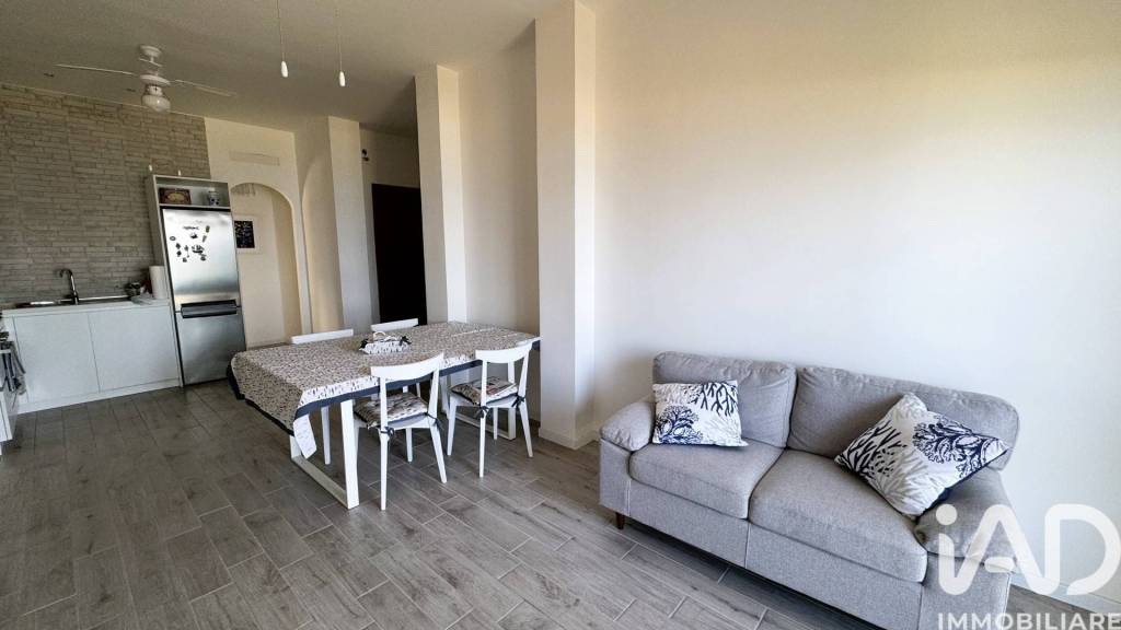 appartamento in vendita a Falconara Albanese