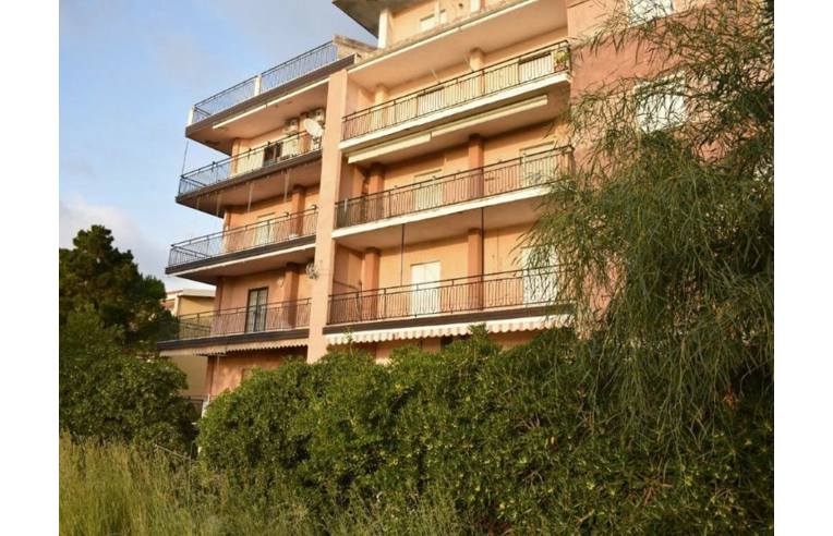 appartamento in vendita a Falconara Albanese