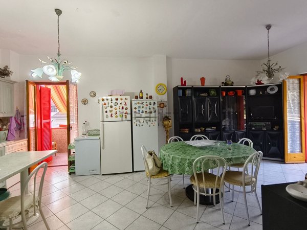 appartamento in vendita a Falconara Albanese