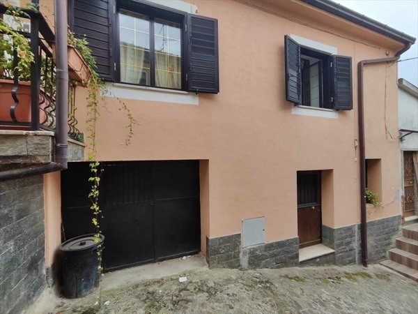 casa indipendente in vendita a Figline Vegliaturo