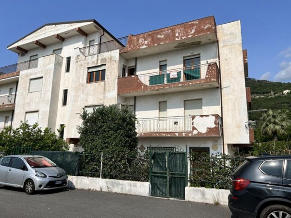 appartamento in vendita a Fiumefreddo Bruzio