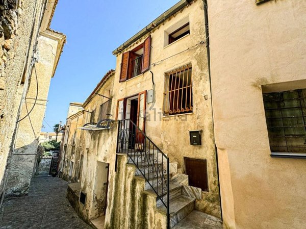 appartamento in vendita a Fiumefreddo Bruzio