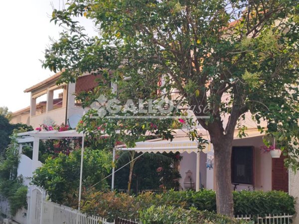 appartamento in vendita a Fiumefreddo Bruzio in zona Regio