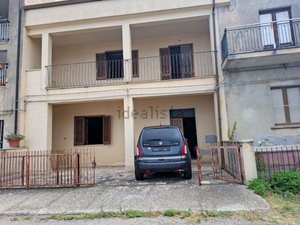 appartamento in vendita a Fiumefreddo Bruzio